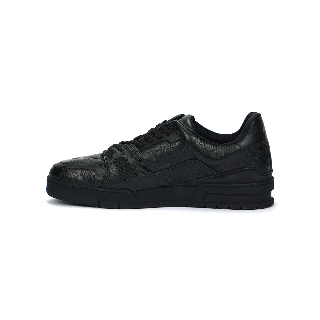 Louis Vuitton Trainer Men's Black Grained Calfskin Low-Top Sneakers