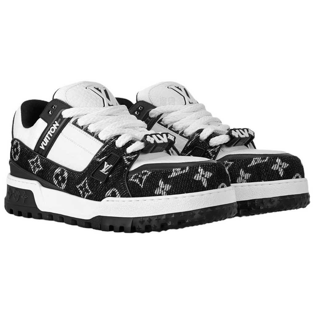 LOUIS VUITTON Trainer Maxi Unisex Black & White Monogram Sneakers