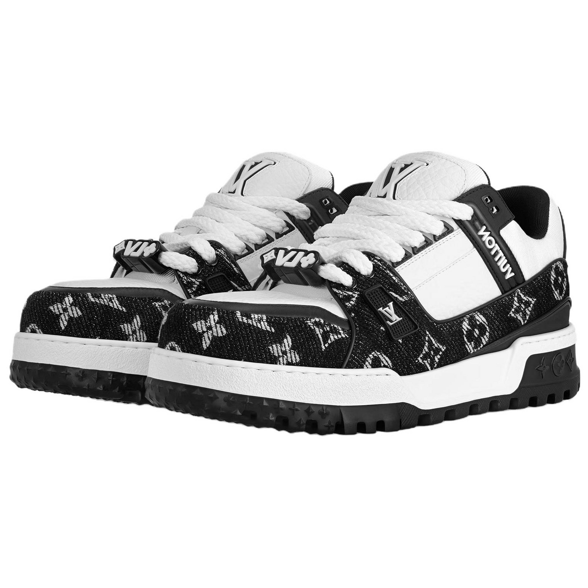 LOUIS VUITTON Trainer Maxi Unisex Black & White Monogram Sneakers